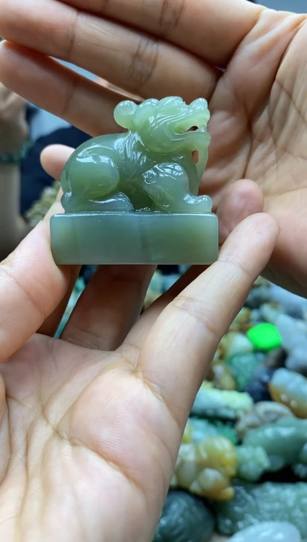 和田玉未镶嵌把件1