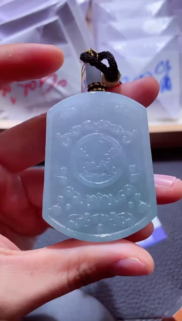 颈饰未镶嵌翡翠00007870