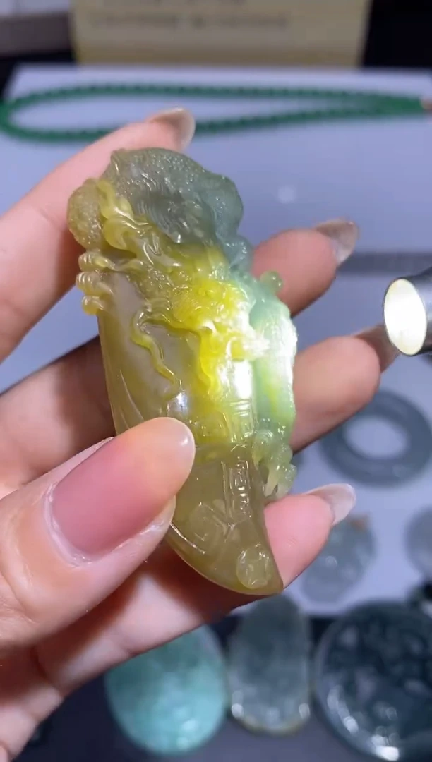 颈饰未镶嵌翡翠41724