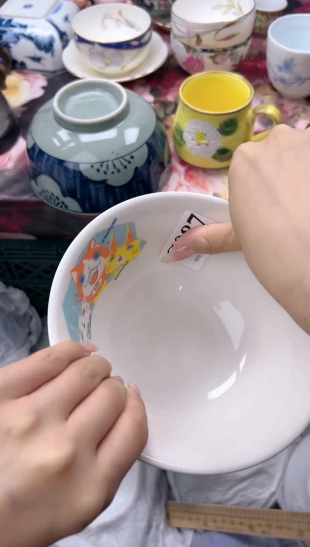 瓷片晓****)   G087