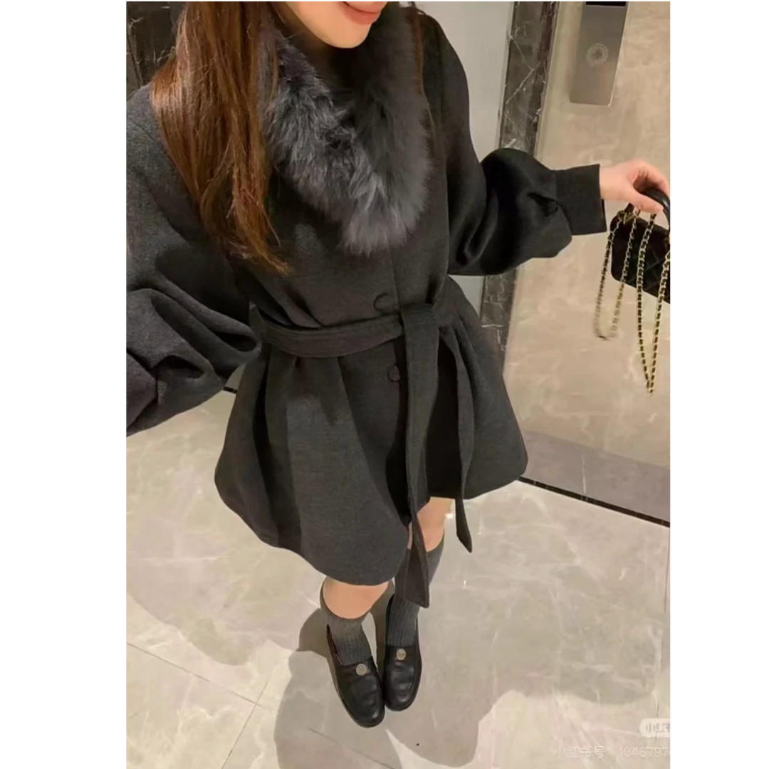 【格林雾都】秋冬圆领时尚保暖毛领设计师款显瘦大衣-2074