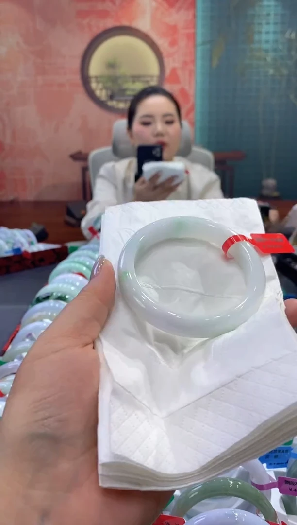 未镶嵌手镯翡翠多人00013140