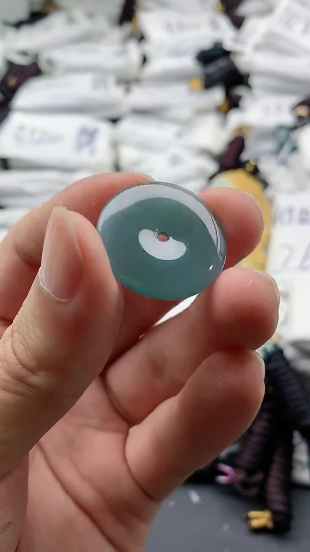 【闪购商品】翡翠颈饰未镶嵌555555555555