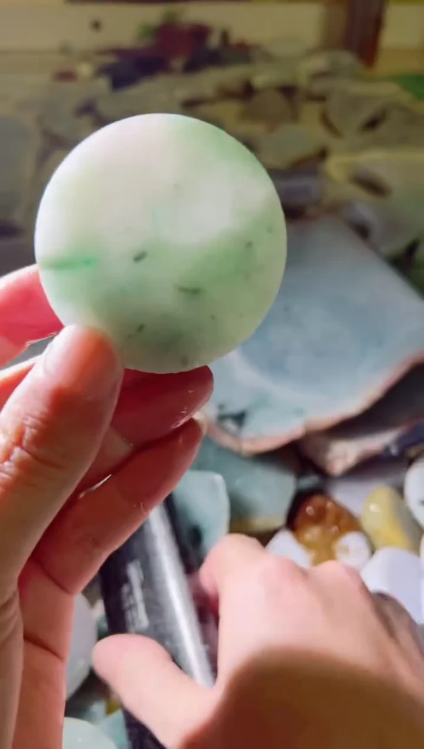 【闪购商品】翡翠颈饰未镶嵌翡翠A货小猫166