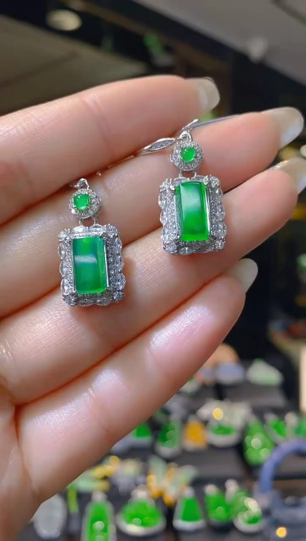 【闪购商品】翡翠耳饰银S925镶嵌008     （多样性发货）