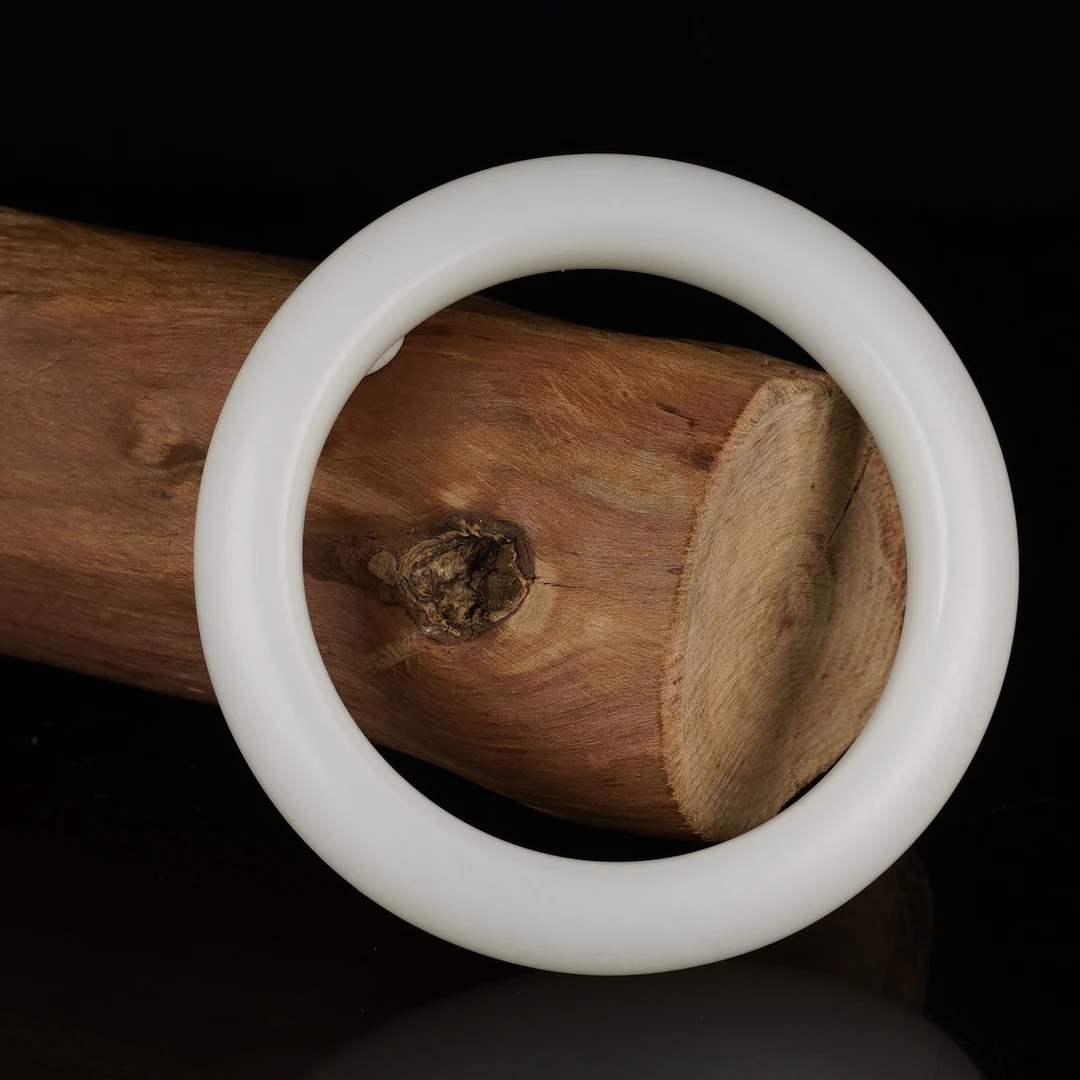 XX02808二十世纪和田玉手镯