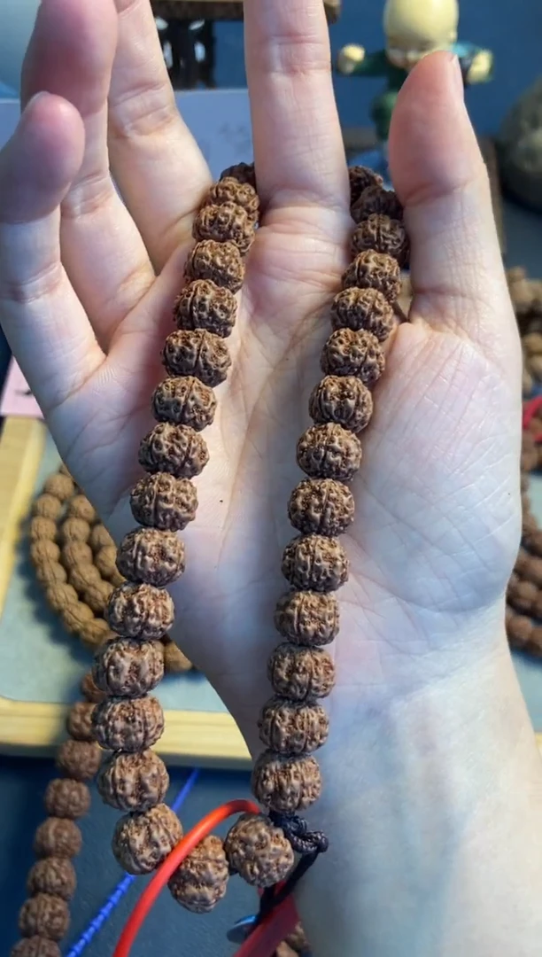 手串金刚菩提木**❦806平细梅花手持