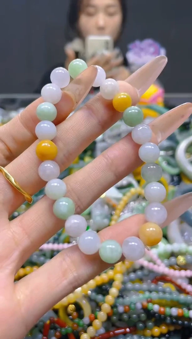 翡翠未镶嵌颈饰8MM/L/翡翠A货，一件也是批发价