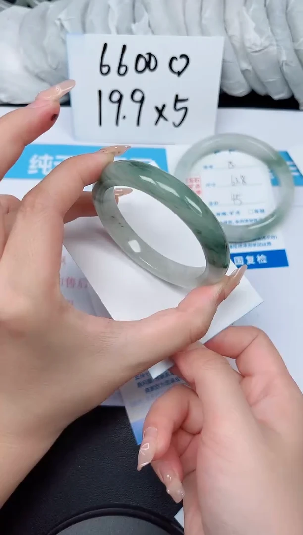 【闪购商品】石英质玉手镯未镶嵌G76-56