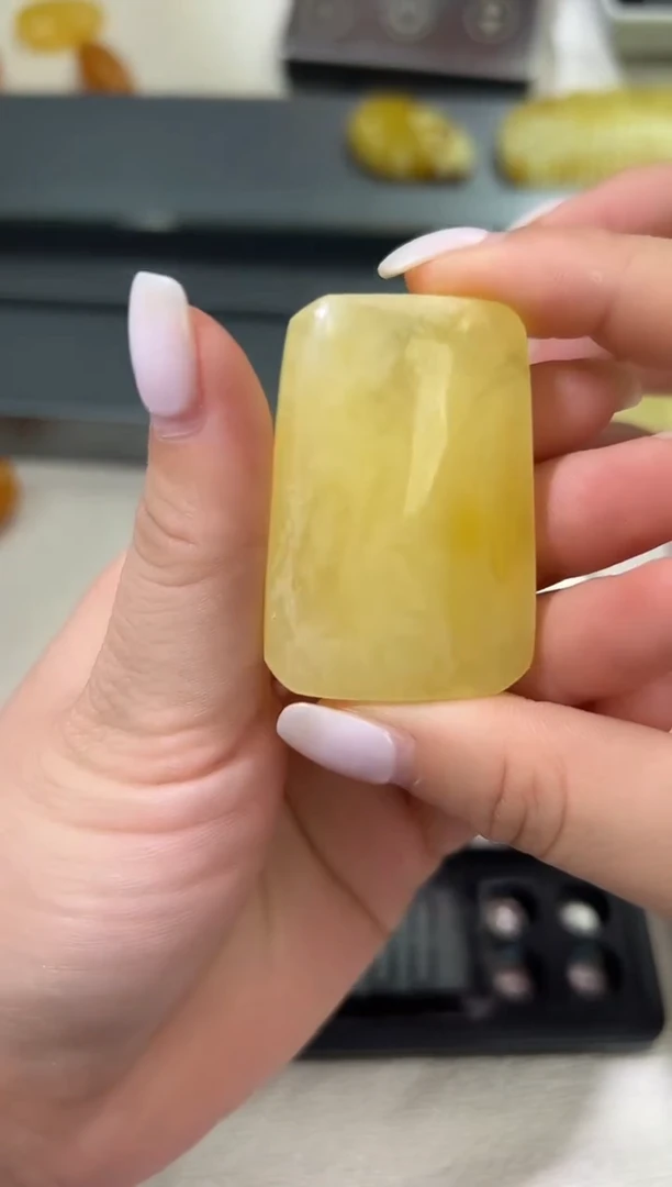 裸石琥珀未镶嵌琥珀蜜蜡吊坠