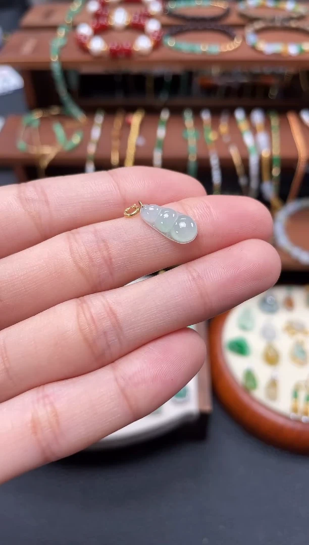 【闪购商品】翡翠吊坠(不含链)18K金镶嵌一个  JK601