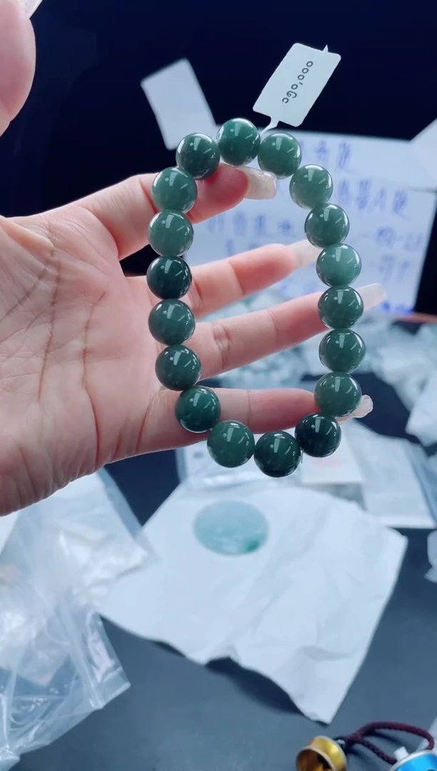 未镶嵌定制翡翠珠串