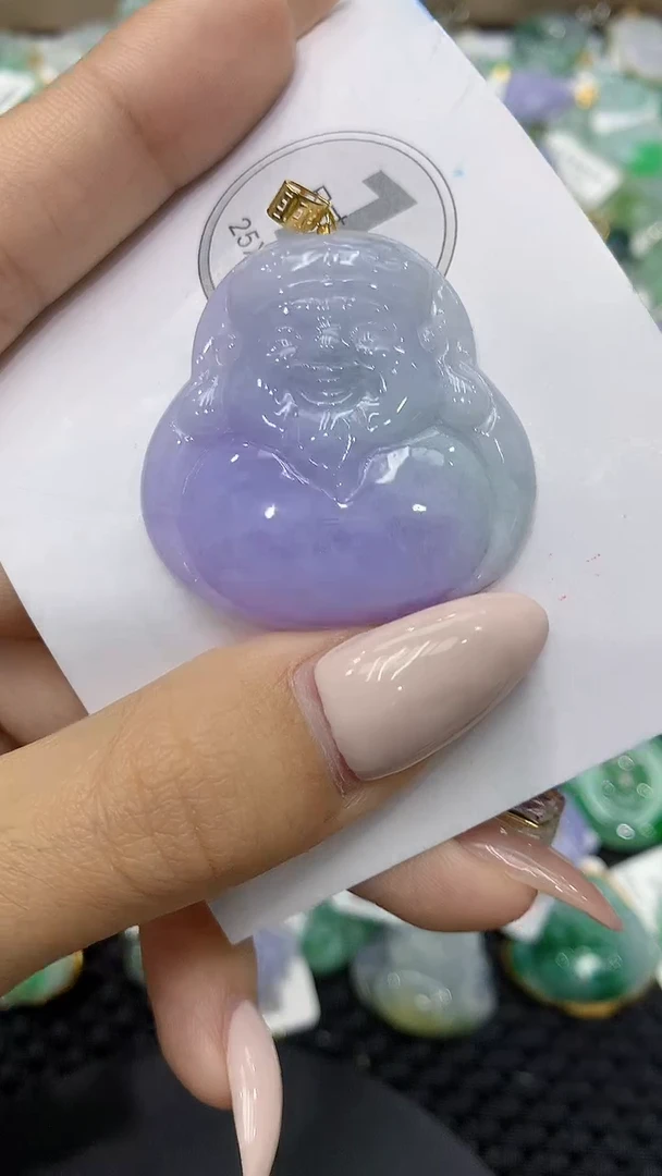 颈饰18K金镶嵌翡翠111111111111