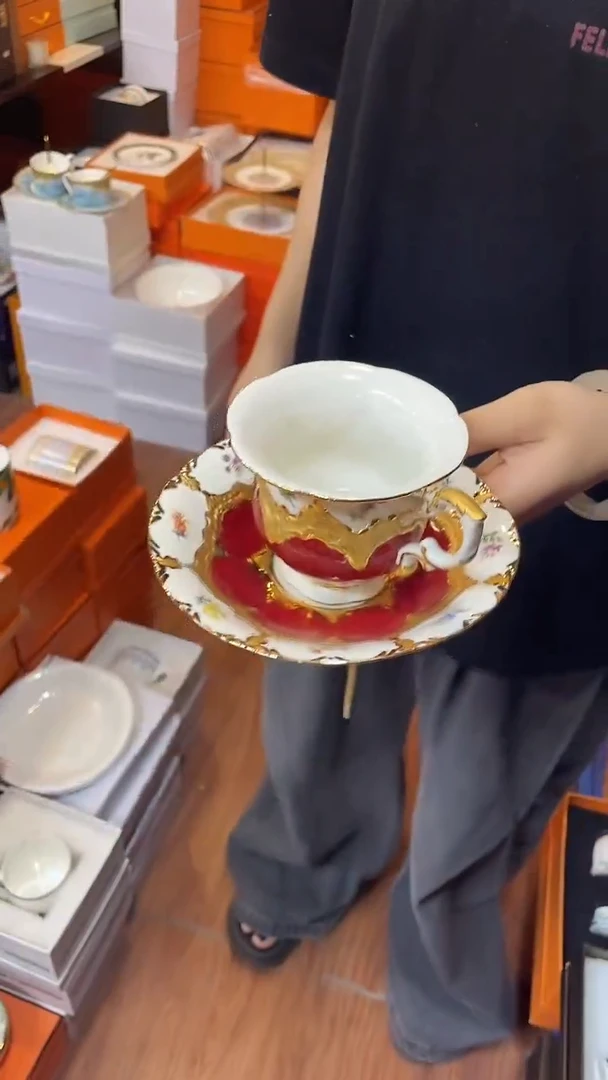 杯鸿辉家品牌瓷器，京东包邮！