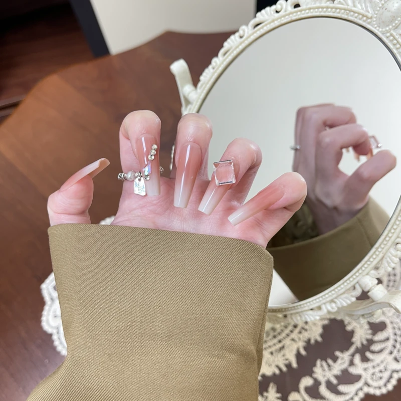 【31桃子汽水】Thankokay - 穿戴甲 气质轻奢高级感美甲甲片穿戴式