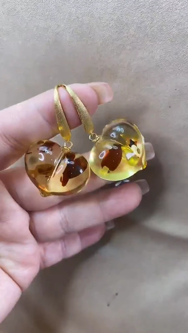 琥珀颈饰未镶嵌耳环