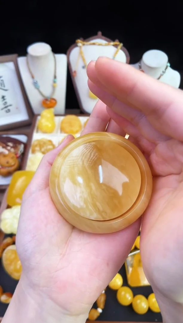 琥珀未镶嵌珠宝奇石青*柒月