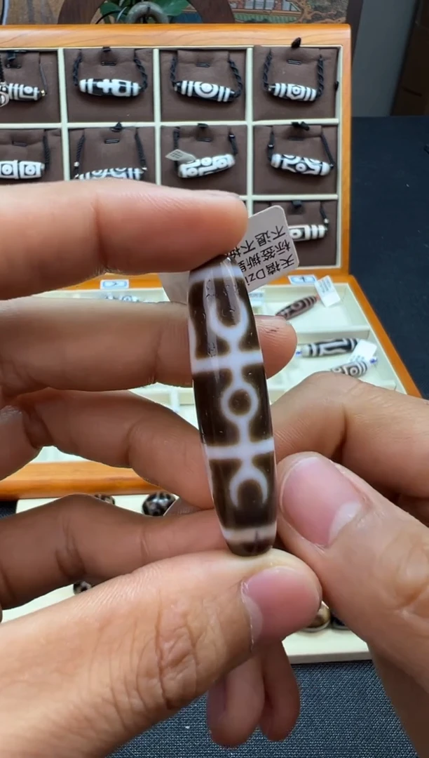 合金颈饰玛瑙/玉髓（覆膜）62.