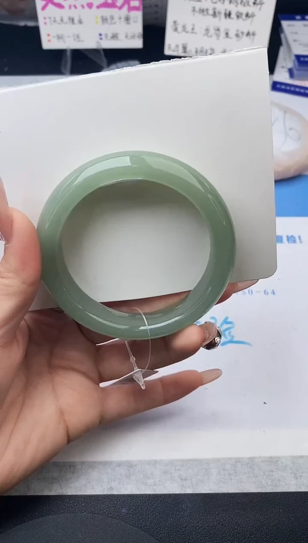 未镶嵌手镯石英质玉w247-DB56+