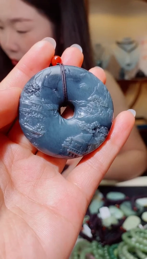 和田玉未镶嵌颈饰1