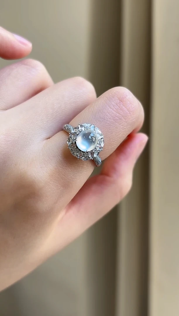 18K金镶嵌戒指翡翠翡翠白冰蛋面戒指13圈多人不退不换