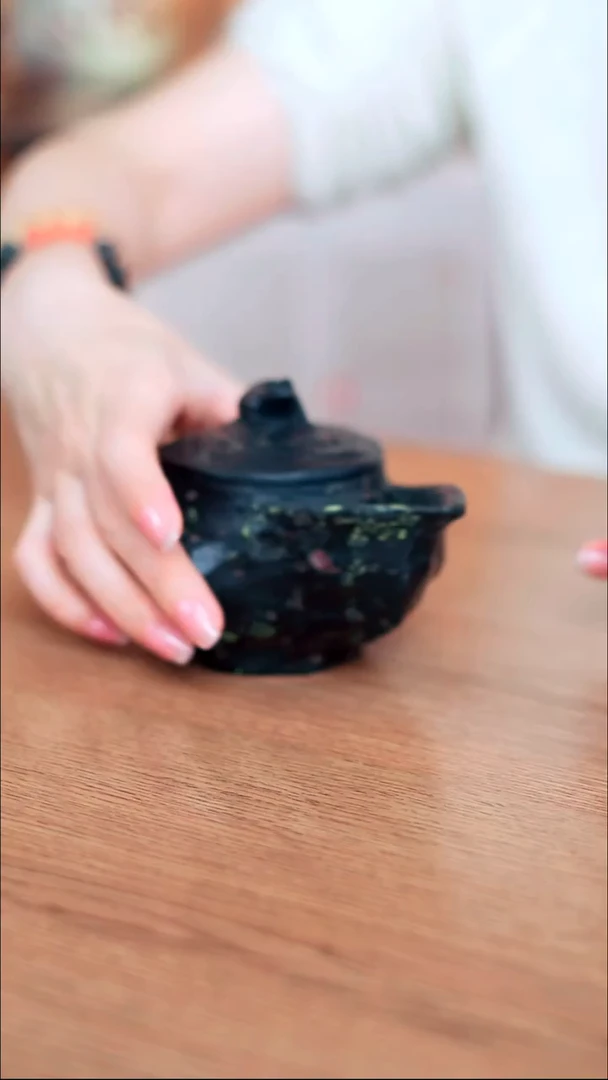 寻武记安山玉宝瓶壶