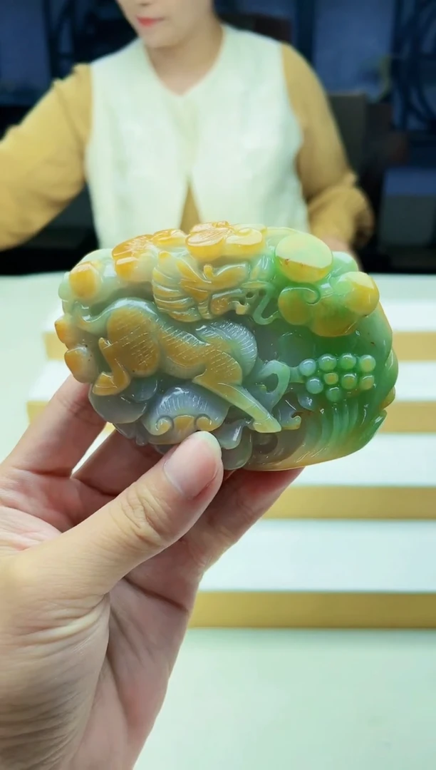 未镶嵌定制翡翠毛货09200243