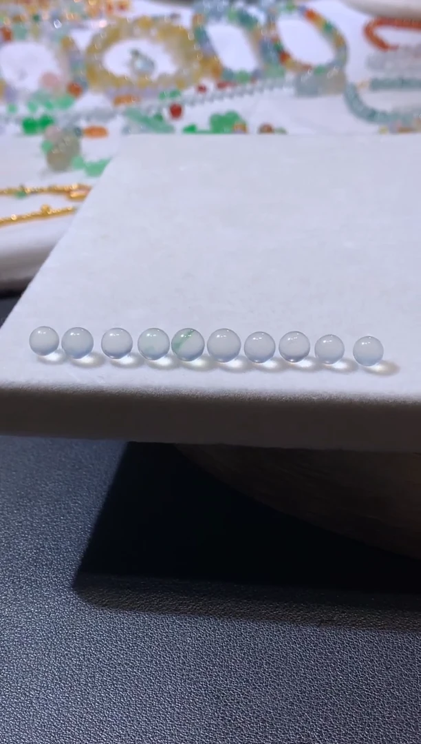 未镶嵌定制翡翠5.6-6.4珠子10颗41500