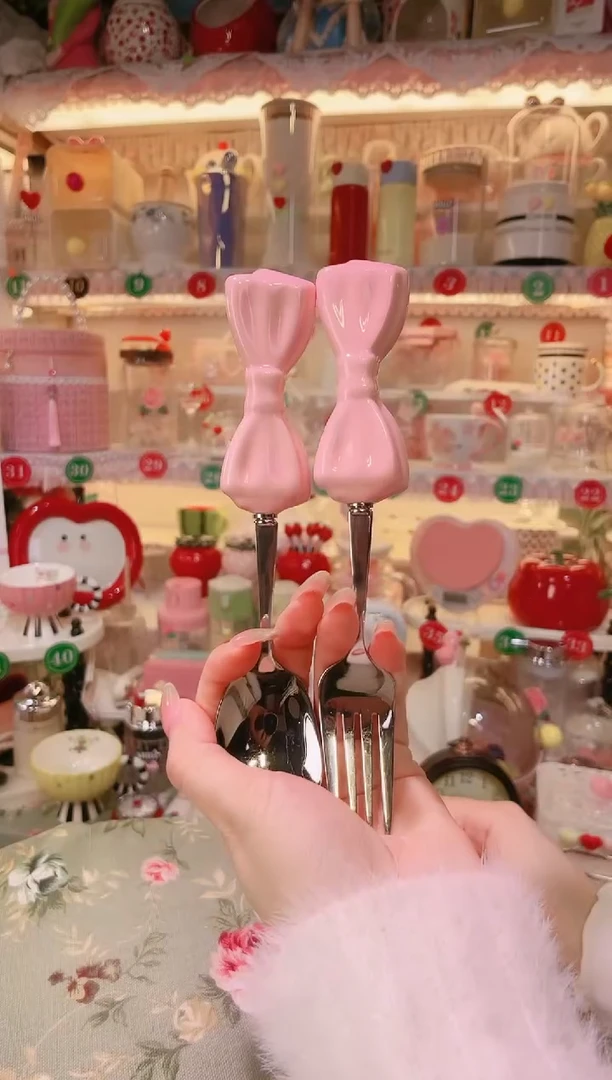 【闪购商品】摆件蝴蝶结叉勺品质好，发货快，放心拍