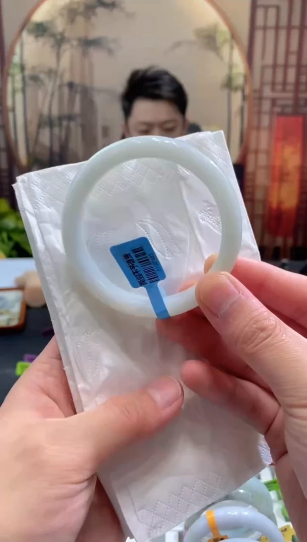 未镶嵌手镯翡翠0000085359