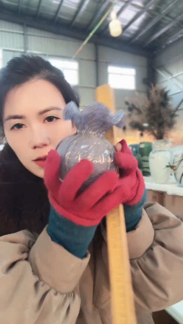 289直播玻璃花瓶