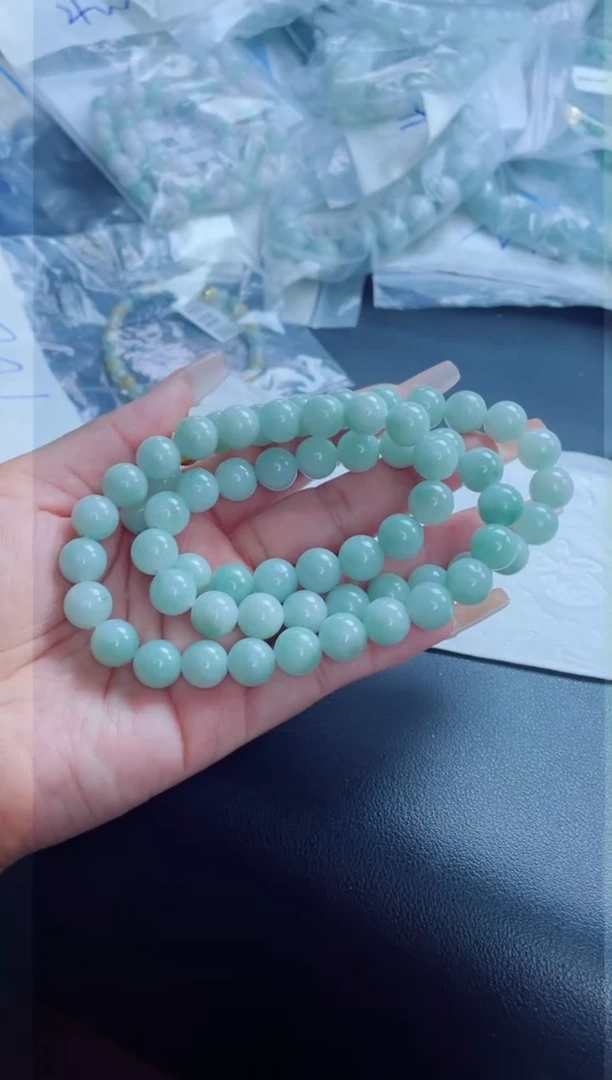 定制翡翠未镶嵌珠串