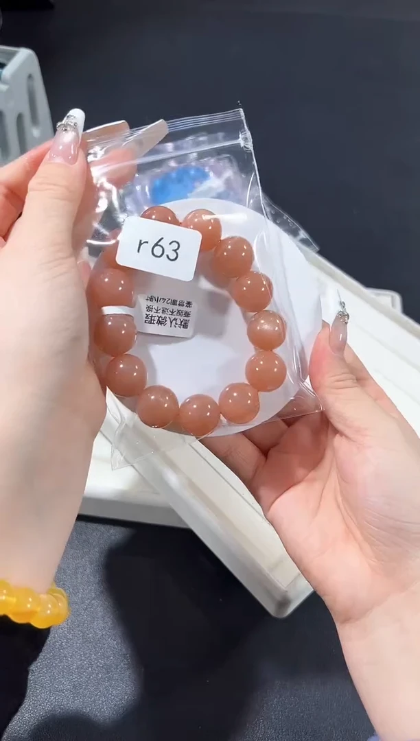 无无63r多样性发其一【1条】默认微瑕