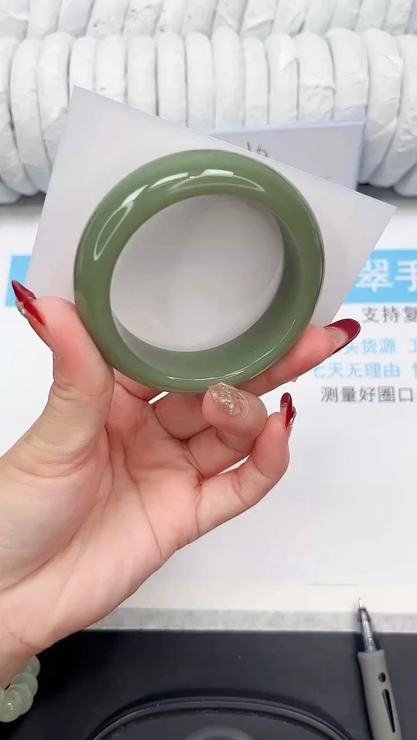 未镶嵌手镯石英质玉102-53HS