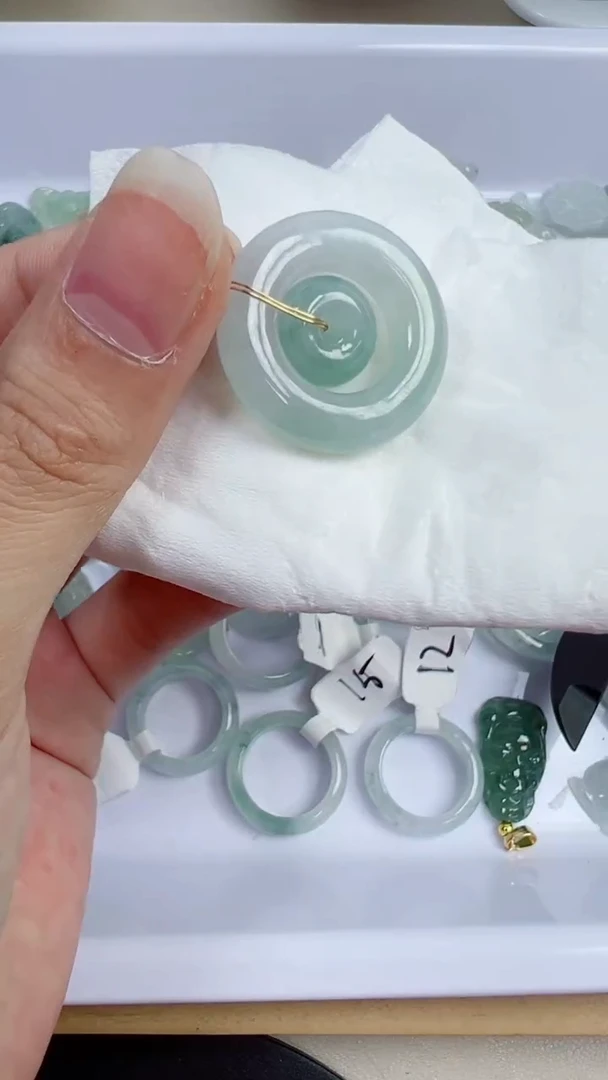 散珠翡翠129号链接，A货翡翠