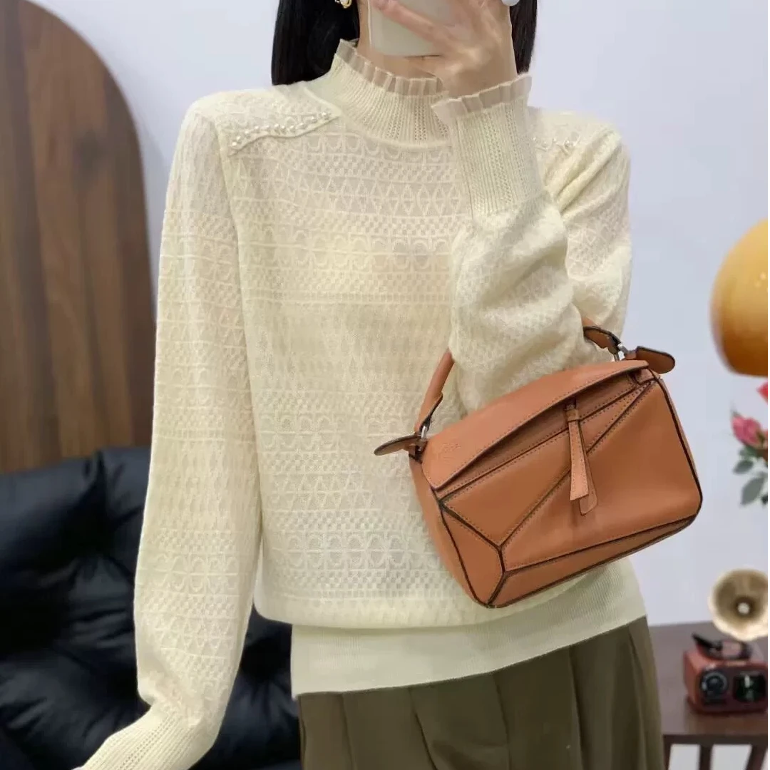 【严姐推荐】新款秋冬蕾丝半高领钩花钉珠打底针织衫