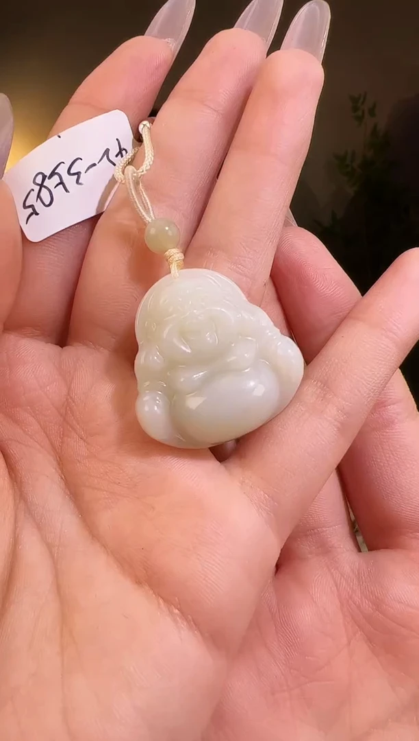 【闪购商品】和田玉颈饰未镶嵌佛公3585