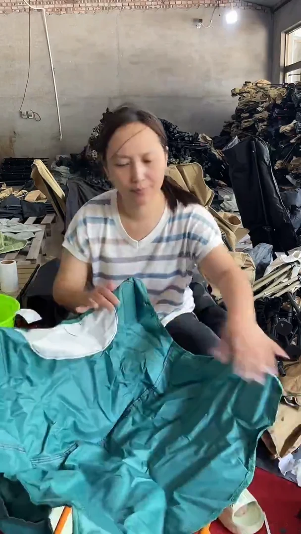 铁低背月亮椅  绿色