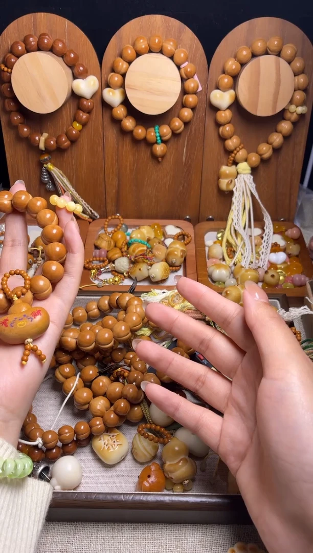 手串猴头核桃全品手工聚宝盆爱心黄跑环悟道猫吊坠新绿流苏