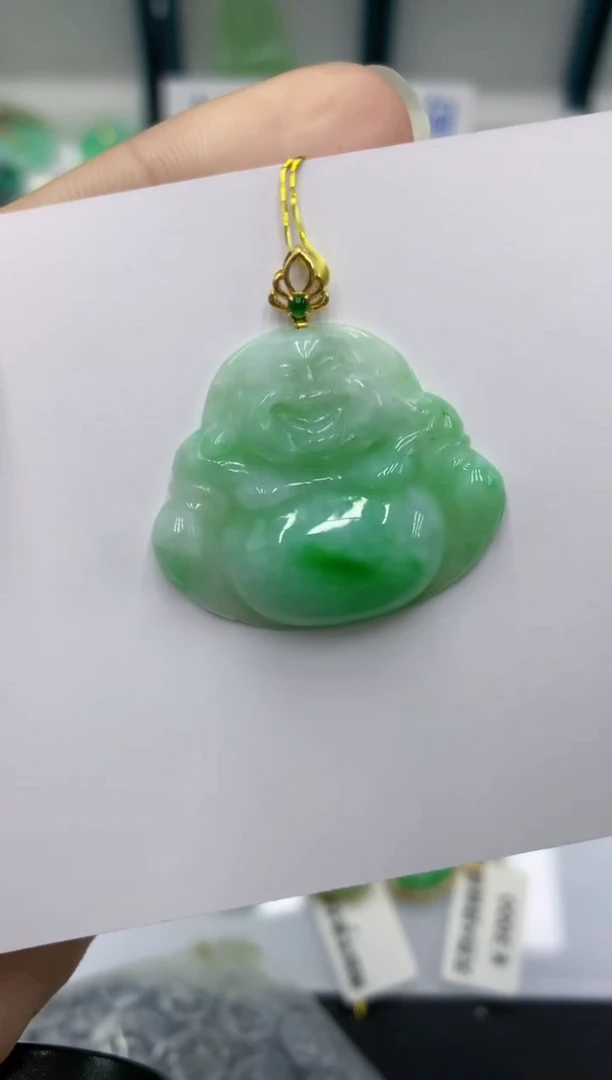 颈饰18K金镶嵌翡翠翡翠