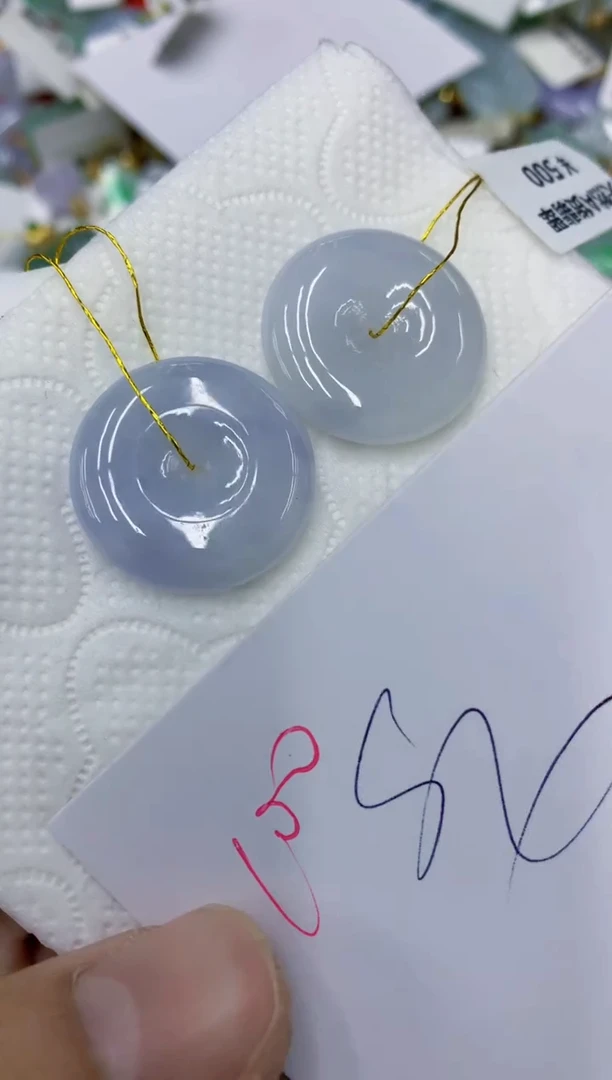 颈饰未镶嵌翡翠11111111111多样性发其一