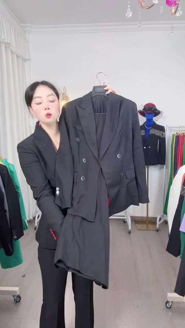 S码喇叭裤套装（不退不换、高品质西装现货清仓处理）