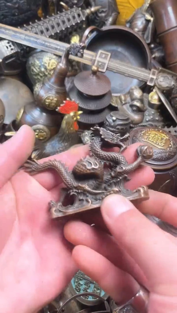 精美铜器点击下单