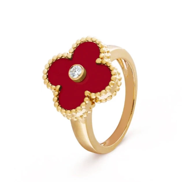 99新 梵克雅宝  梵克雅宝18k金四叶草红玉髓戒指51码/25全套