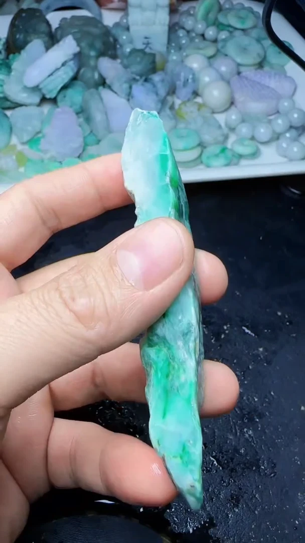 颈饰未镶嵌翡翠008