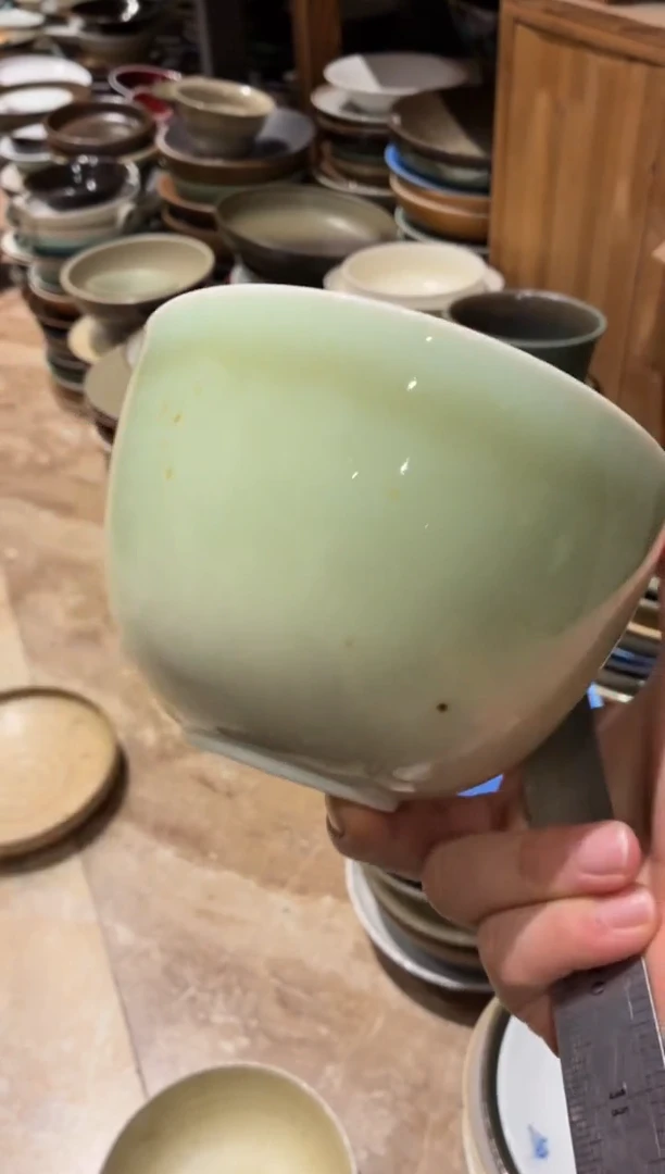 瓷片A****a946枣红手工长相思2个