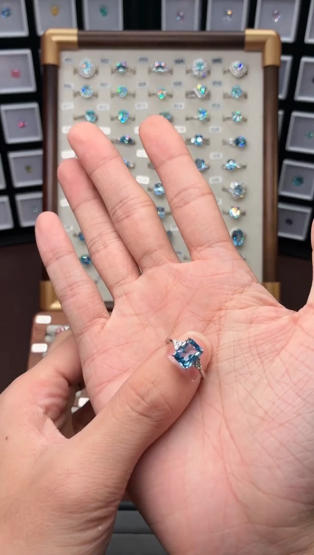 银S925镶嵌戒圈海蓝宝石1888