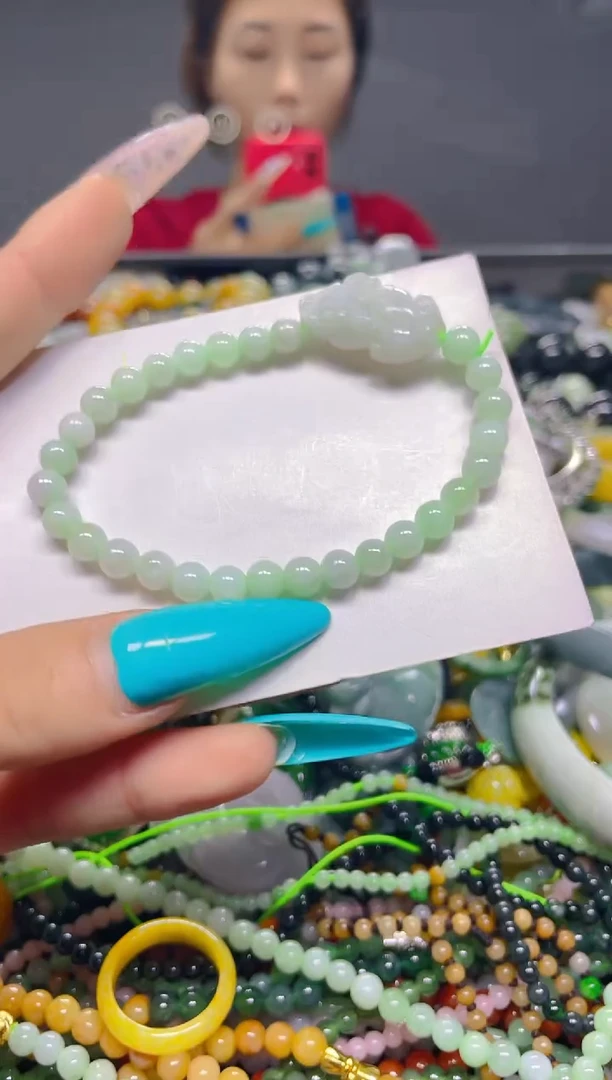 颈饰未镶嵌翡翠5MM/R/翡翠A货，一件也是批发价