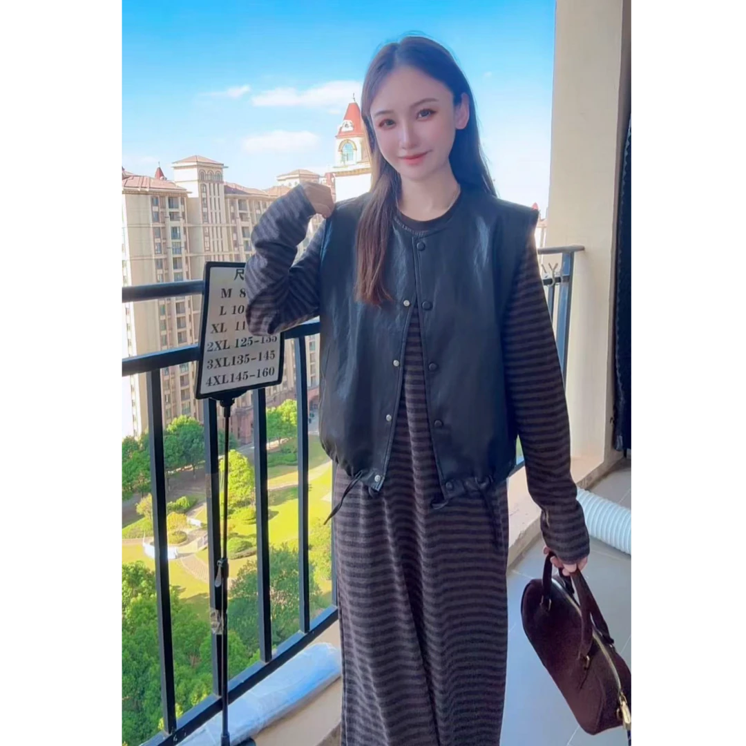 学院风减龄连衣裙套装女2025秋季新款设计感皮马甲两件套Q878304