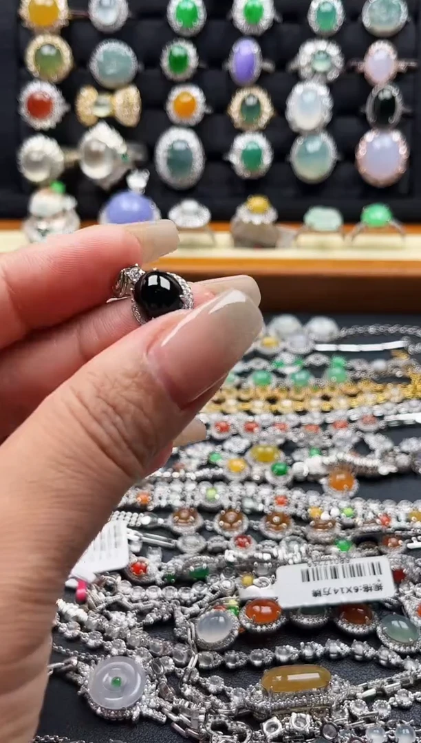 翡翠戒指银S925镶嵌缅甸天然A货翡翠S925银镶嵌